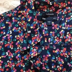 Gap Floral Boyfriend Button Down